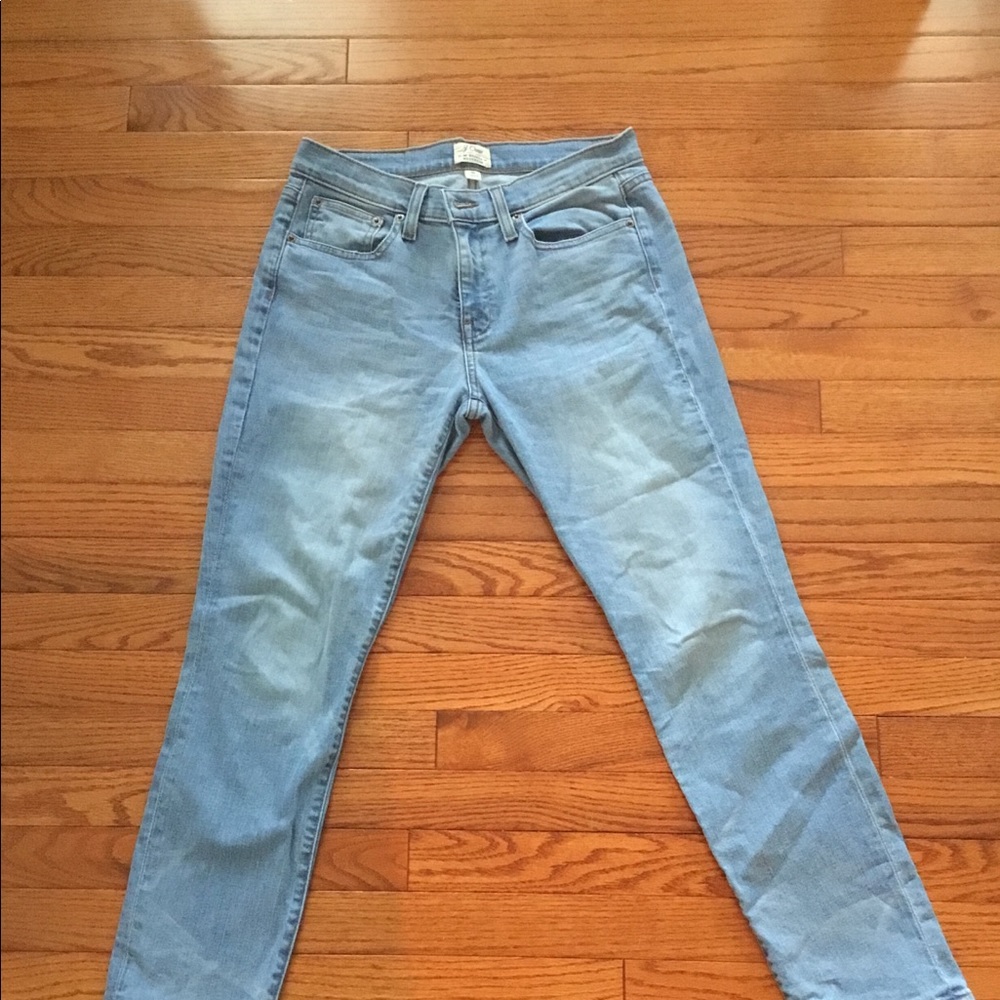 J Crew Slim Broken In Boyfriend jeans size 26